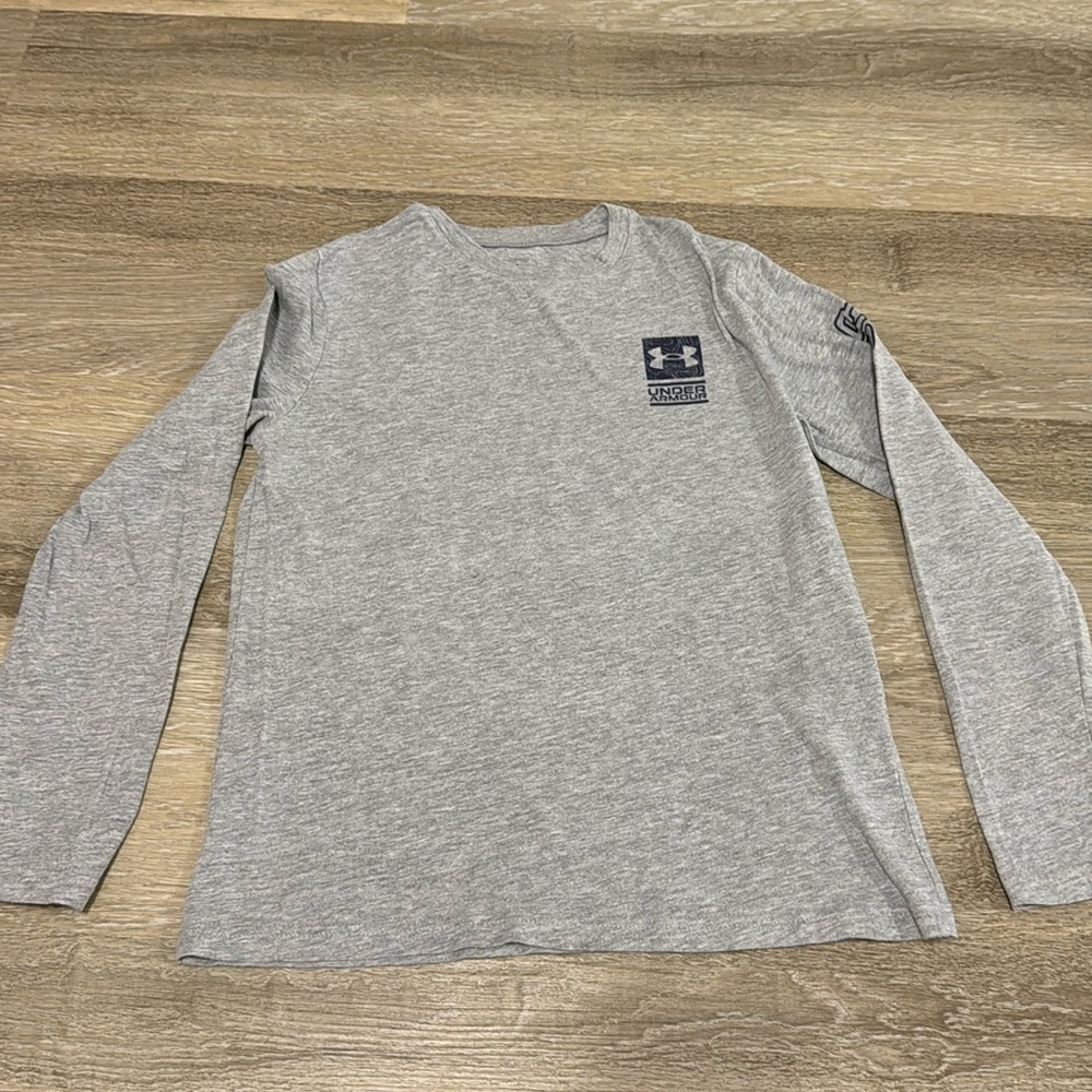 GUC Under Armour Youth M Grey Cotton Longsleeve T-shirt